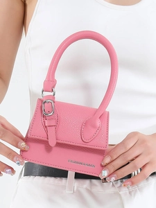 Mini sac à main en cuir rose grainé avec boucle argentée pour femme élégante
