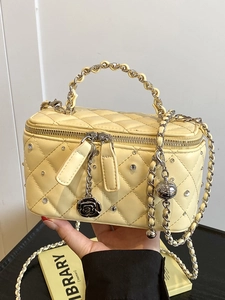 Women Quilted Shoulder Bag Rhinestone Studded PU Leather Vanity Crossbody Bag With Metal Chain Strap Camellia Pendant