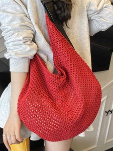Red knit hollow tote bag with black leather strap and large capacity for daily style
