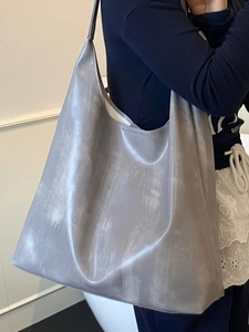 Fashionable grey large capacity tote bag with brushed leather texture for daily commute