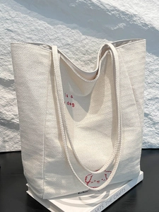 Sac fourre-tout minimaliste en toile rayée avec motif de chien rouge pour un usage quotidien