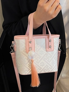 New Chinese-style mini bucket bag with floral embroidery and pink tassel in white