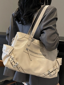 Vintage beige tote bag in glossy faux leather with pockets for women summer 2025 fashion