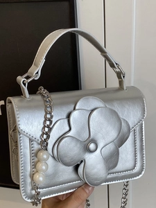 Fashion 3D Camellia Flower Handbag Women PU Leather Square Shoulder Bag With Artificial Pearl Chain Strap Elegant Small Tote Bag