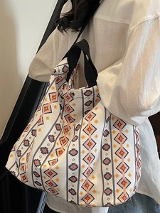 Canvas tote bag with bohemian geometric print and large capacity for women