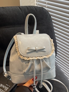 Mini sac à dos chic bleu clair style ballet avec bordure dentelle et élégant nœud en cuir