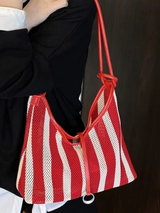 Grand sac cabas en mesh à rayures rouges et blanches avec anses en cuir et anneau