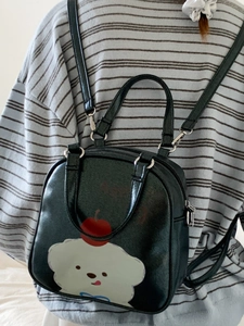 Sac à dos noir en cuir PU avec motif chien de dessin animé et cerise pour femme