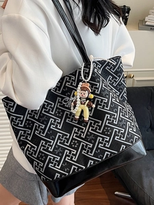 New Chinese style tote bag with geometric pattern embroidery and pearl doll charm