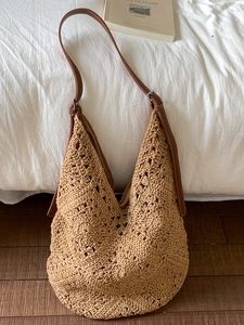 Borsa a Tracolla da Donna Coreana ai Ferri all'Uncinetto con Fiori Boho Tote Bag da Spiaggia con Tracolla in Pelle
