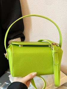 Mini sac boîte vert fluo en cuir avec poignée et bandoulière réglable pour femmes