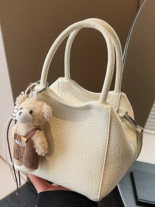 Sac Seau en Cuir PU Minimaliste Urbain Femme Mode Coréenne Texture Litchi Sac à Bandoulière Avec Charme d'Ours en Peluche