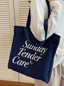 Bolso tote de lona azul marino minimalista con diseño impreso Sunday Tender Care
