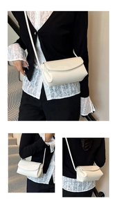 Vue en trois parties d'un sac à bandoulière blanc en cuir texturé, face, côté et dos
