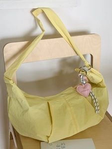 Women Large Capacity Nylon Hobo Shoulder Bag Summer Minimalist Slouchy Dumpling Crossbody Bag With Heart Pendant Pleated Design