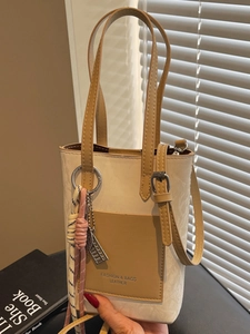 Sac à Épaule en Cuir PU Design de Niche Pour Femmes Vintage Urbain Minimaliste Sac Bandoulière Petit Sac Carré Seau