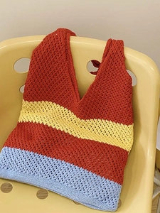 Three-color striped knit hollow tote bag for summer beach travel and daily casual use