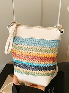 Damen Farbblockierung Stroh Gewebt Eimertasche Sommer Regenbogen Gestreift Umhängetasche Bohemian PU Leder Patchwork Crossbody Tasche
