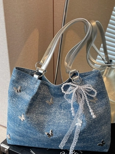 Trendy Denim Women Tote Bag Metal Butterfly Decor Large Capacity Shoulder Bag With Artificial Pearl Lace Bow Pendant Fashion Y2K Handbag