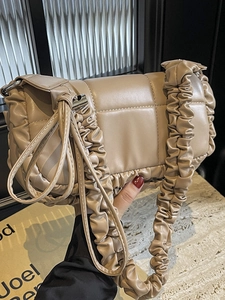 Sac Sous le Bras Matelassé Vintage Femme Sac à Épaule Froncé Sac à Main à Volants Minimaliste Urbain en Cuir PU