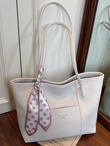 Elegant off-white large capacity tote bag with litchi pattern leather and silk scarf decoration