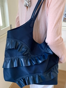 Dunkelblaue Tote Bag mit Rüschen und Spitze für Damen, modische Sommertasche 2025