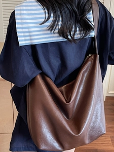 Large brown soft leather tote bag for women, stylish oversized shoulder bucket bag