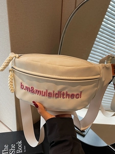 Sac de Poitrine Tendance Street avec Lettres Brodées Décontracté en Toile Sac à Bandoulière pour Homme Femme Mode Banane