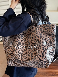 Sac fourre-tout chic en PVC transparent avec imprimé léopard et grande capacité