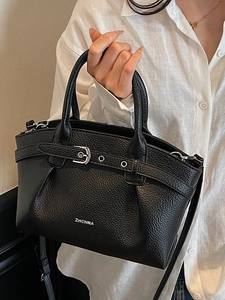 Chic black pleated bucket bag with lychee texture and silver buckle for daily commute