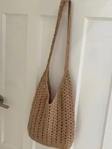 Grand sac à bandoulière en coton tressé kaki avec motif crocheté pour plage d'été