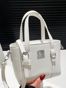 Borsa a Spalla da Donna in Pelle PU Alla Moda Secchiello Crossbody Minimalista Con Piastra in Metallo Argento Borsa a Mano