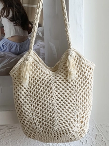 Women Large Capacity Woven Shoulder Bag Hollow Out Mesh Tote With Tassels Summer Beach Vacation Handmade Shoulder Bag