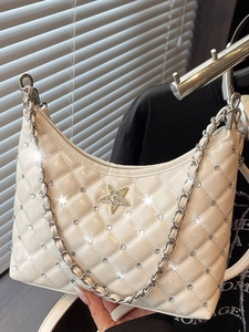 Sac sous le Bras Matelassé en Losanges Cuir PU Femmes Décoration Étoile en Strass Sac à Épaule Chaîne en Métal Sac Cabas