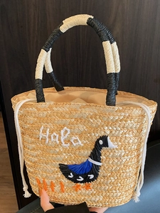 Handmade Straw Tote Bag For Women Woven Basket Bag With Duck Embroidery Large Capacity Summer Beach Vacation Handbag