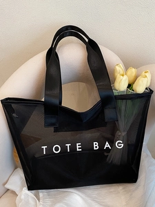 Grand sac cabas minimaliste en maille noire avec imprimé TOTE BAG pour femmes