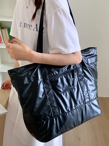 Fashionable black large capacity gym tote bag with satin finish and letter embroidery