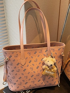 Grand Sac Cabas en Cuir PU Avec Imprimé Ours Mignon et Breloque Ours en Peluche Mode Urbaine Minimaliste Sac à Épaule Quotidien