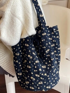Navy floral plissé canvas tote bag with drawstring for women's casual daily commute