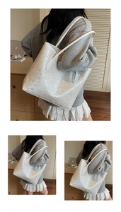 Détail d'un grand sac cabas avec imprimés numériques brillants pour le bureau