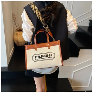 Details zur farblich abgesetzten Tote Bag mit breitem Gurt und Lederbesatz für Damen