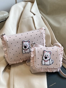 Rosa gepunktete Schultertaschen mit weißem Zeichentrickhund-Stickerei und Rüschendekoration