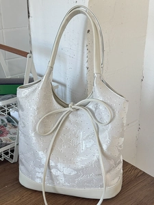 Women Large Capacity Tote Bag Butterfly Jacquard Fabric Shoulder Bag Fashion Bucket Bag With Bowknot Decorative Handbag