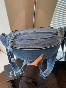 Sac de Poitrine en Denim de Grande Capacité Femmes Hommes Style Harajuku Bandoulière Décontractée Sport Sac de Taille Voyage