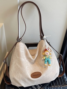 Women Urban Minimalist Large Capacity Tote Bag PU Leather Hobo Shoulder Bag With Cartoon Doll Pendant For Daily Commuting