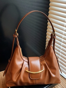 Fashion PU Leather Pleated Underarm Bag For Women Vintage Hobo Shoulder Bag With Golden Moon Buckle Elegant Commute Tote Bag