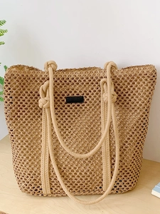 Women Large Capacity Straw Woven Tote Bag Summer Beach Vacation Shoulder Bag Minimalist Handwoven Bag With Rope Handles