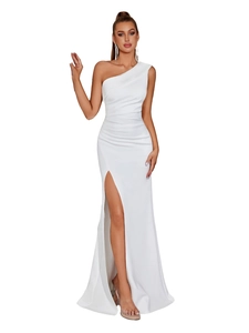 Elegant white one-shoulder maxi dress with pleated details and a high side slit