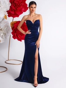 Robe de soirée élégante bleu foncé à col en V et fente pour les banquets formels
