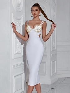 Elegant white bandage dress with golden bead shell pattern and sexy side cut-outs